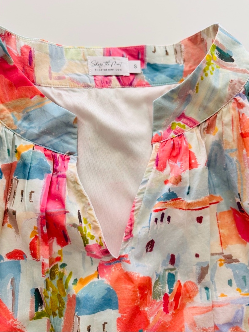Shop The Mint Santorini Watercolor V-Neck Top Small - Picture 7 of 13
